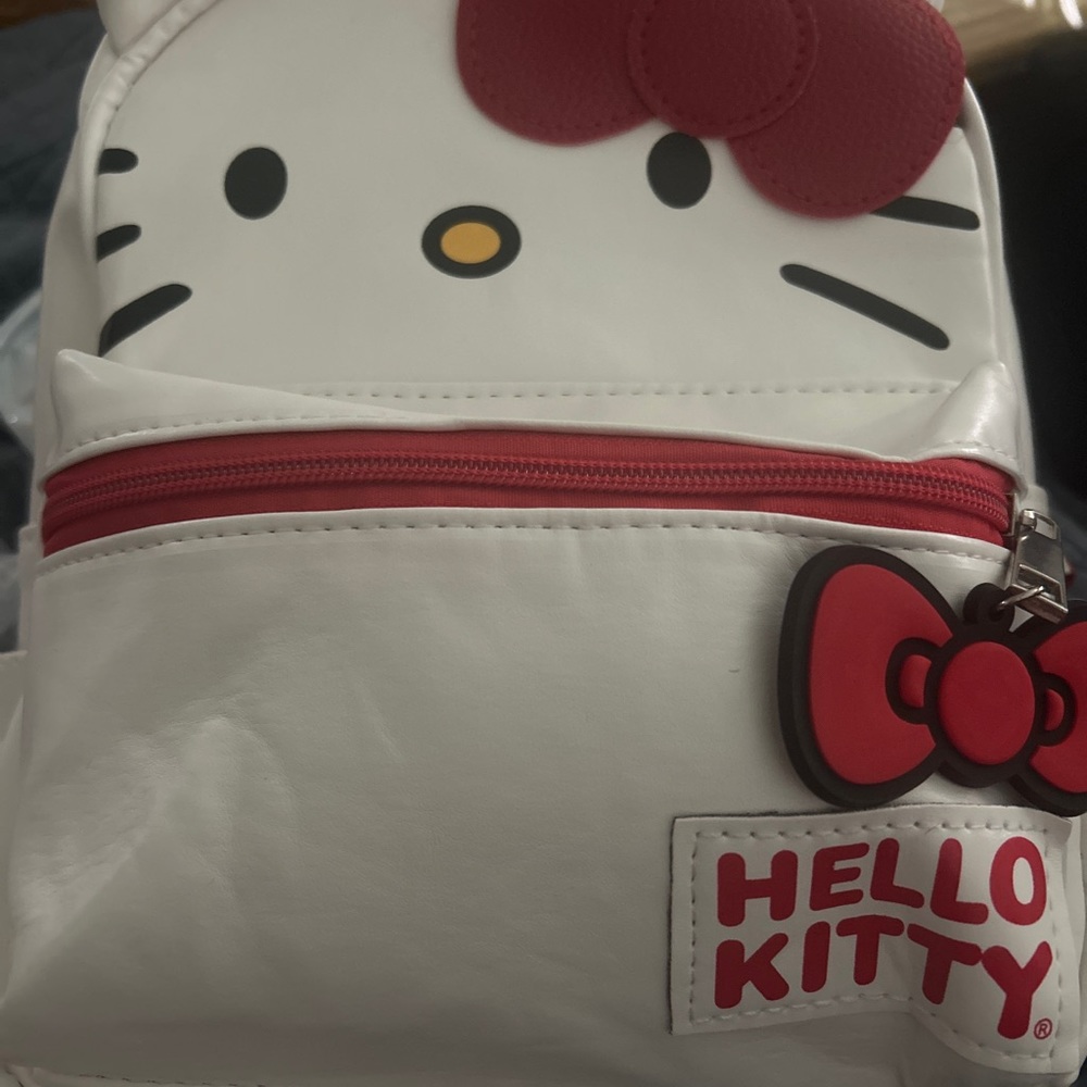 Hello kitty, mini backpack - Picture 2 of 2